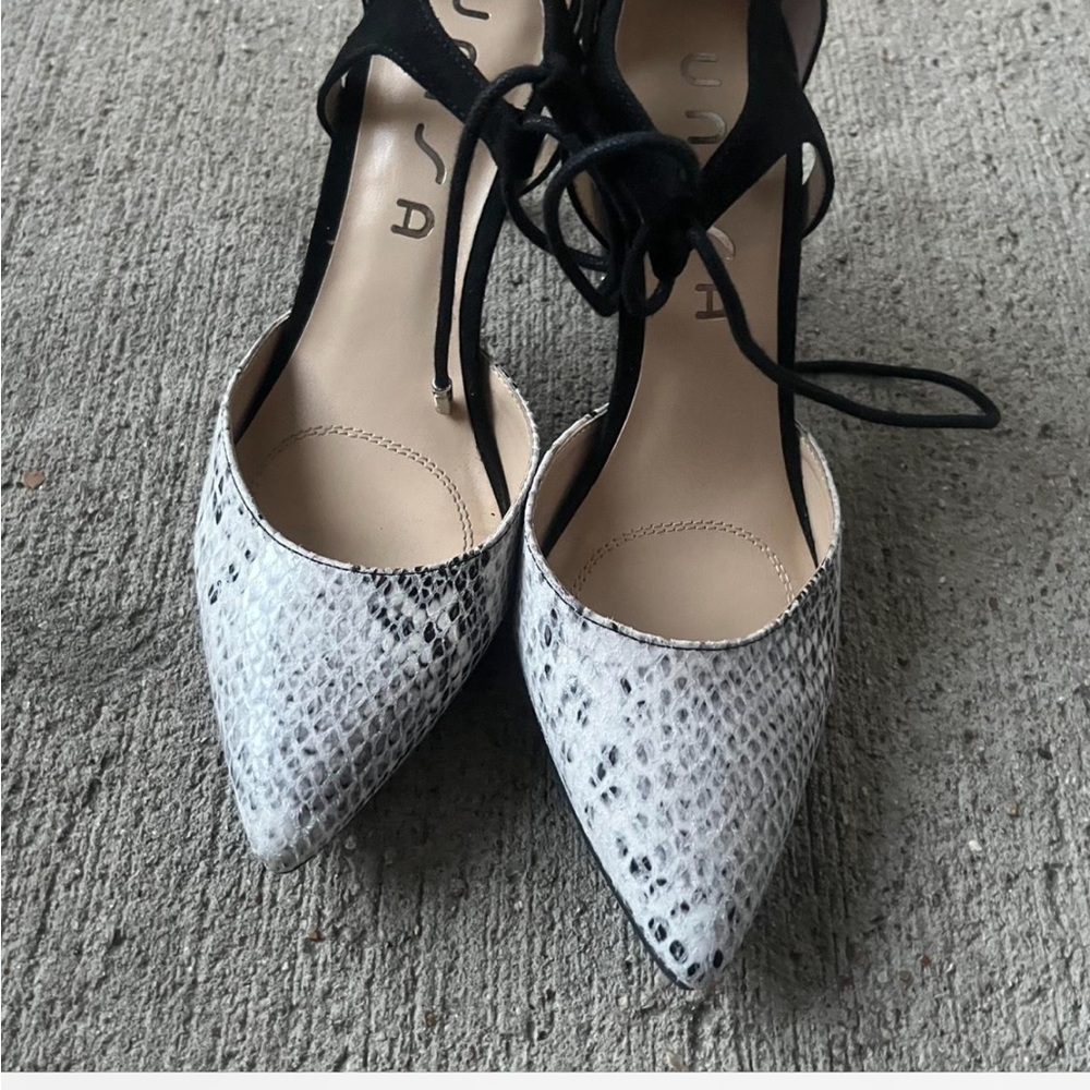 Unisa Black and White Snakeskin Heels